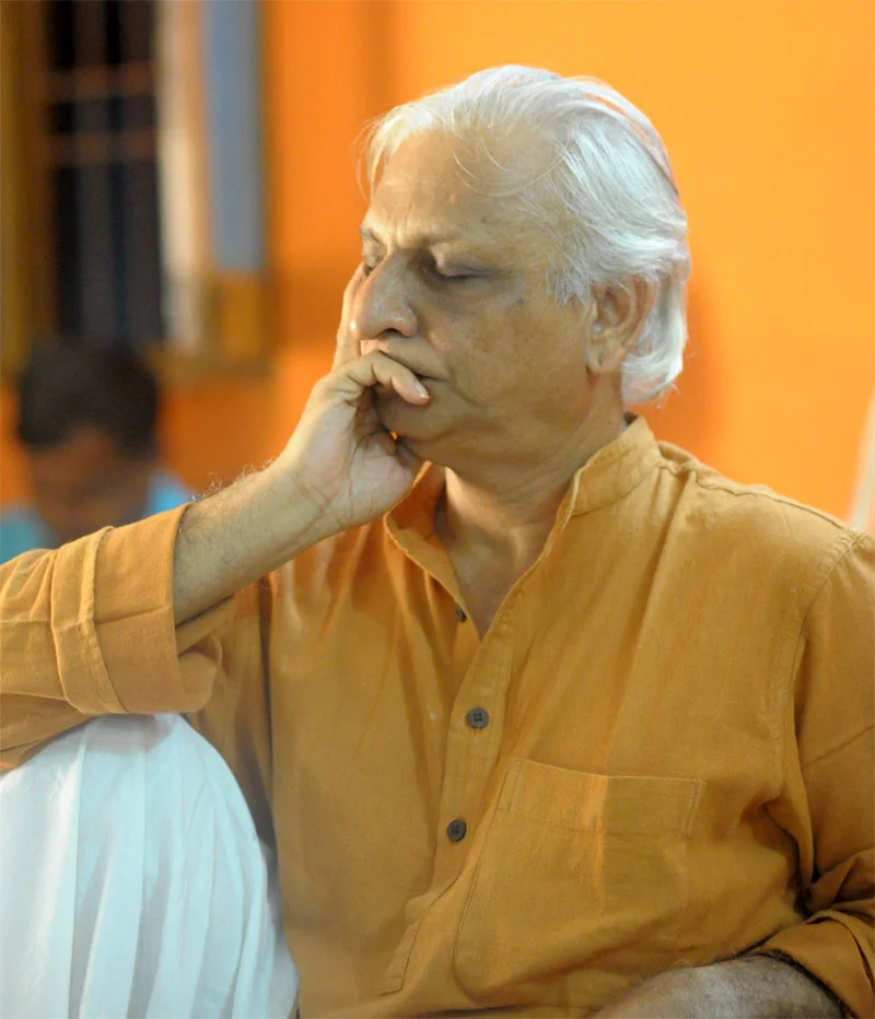 Sri M